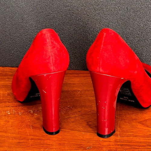 Peep toe Nine West shoes used, red suede, size 40.5