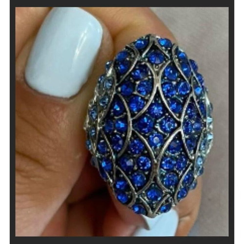 Velvet ring like new, blue with cubic zirconia and metal