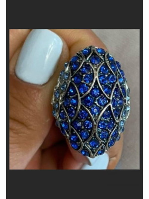 Velvet ring like new, blue with cubic zirconia and metal