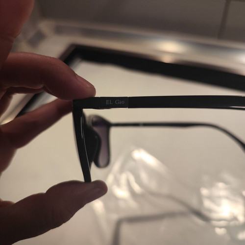 El gio sunglasses with blue lenses