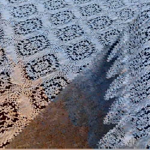 Покривка плетена на една кука използвана, ръчно изработена, правоъгълна 185x125 см