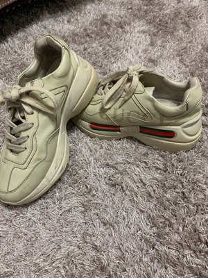 Gucci sneakers used, size 38, beige