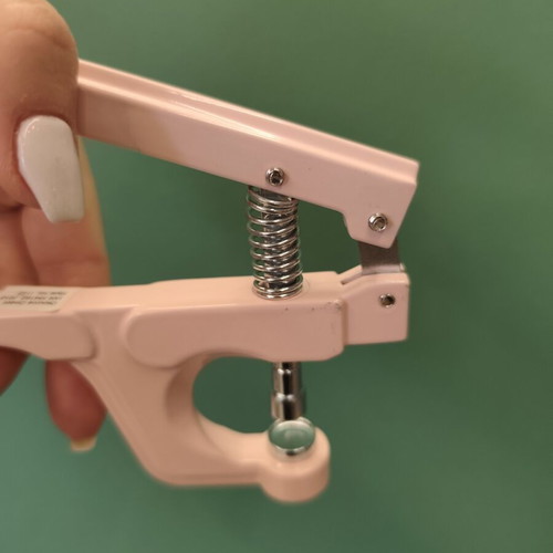 Press for attaching buttons and studs like new