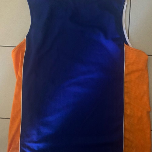 Everlast basketball jerseys New York and Admiral sleeveless like new