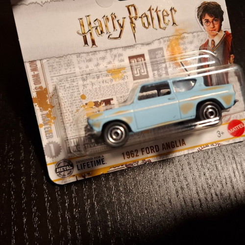 1962 Ford Anglia Harry Potter Matchbox new