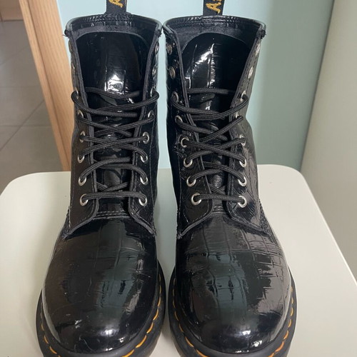 Dr. Martens 1460 Women's Patent Leather Black Boots like new
