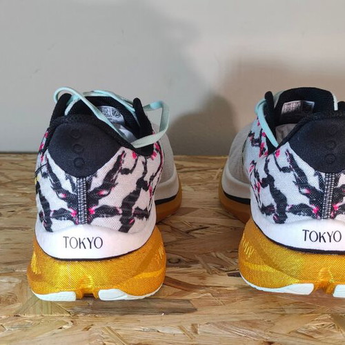Saucony Endorphin Speed 5 Tokyo Size EU 47 New