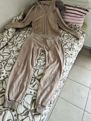 Σετ μπεζ βελούδινη φόρμα Primark μεταχειρισμένη, μέγεθος 40/42