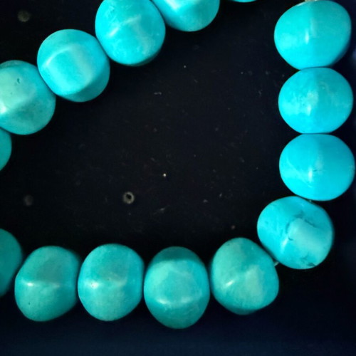 Bracelet with genuine turquoise stone new