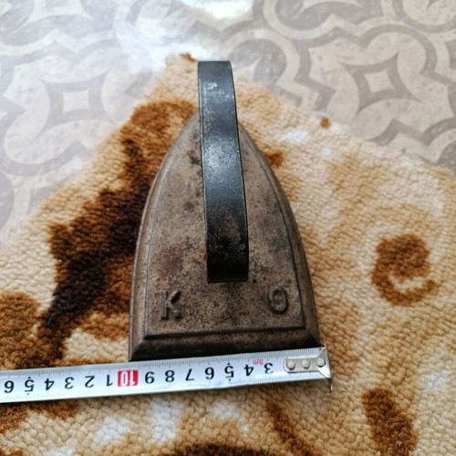 Old cast iron iron used