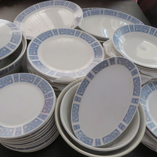 Keramikos dinnerware set 54 pieces like new, 1960s