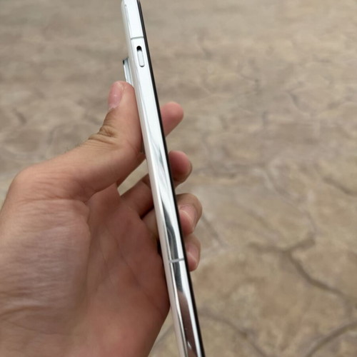 OnePlus 13 12GB/256GB smartphone σαν καινούργιο, άσπρο, φορτιστής 100W