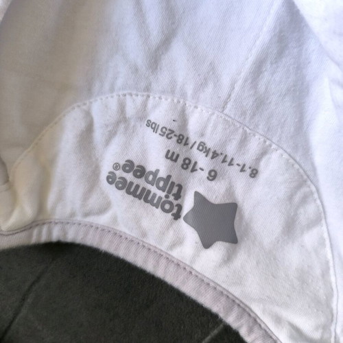 Tommee Tippee 2.5 TOG Winter Sleeping Bag for 6-18 Months like new
