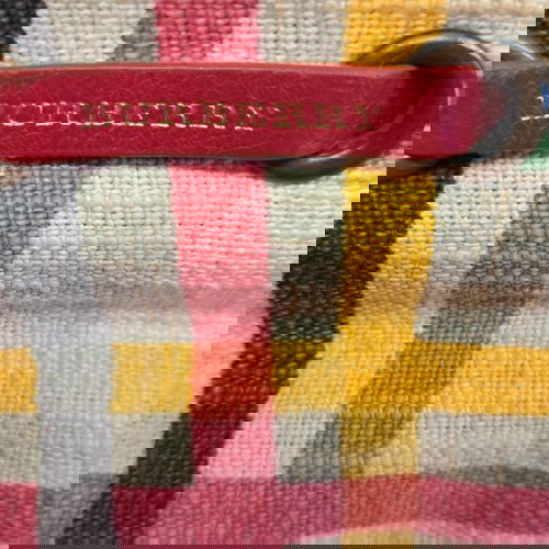 Burberry mini bag σαν καινούργιο, πολύχρωμο καρό