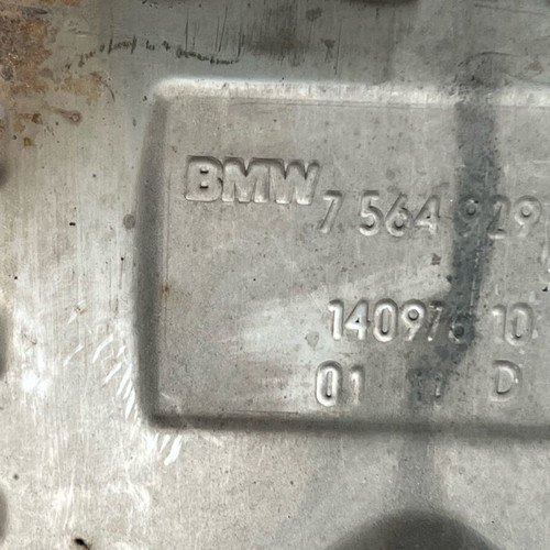 BMW E91 Exhaust Muffler like new