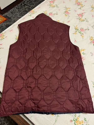 Vest like new, size M
