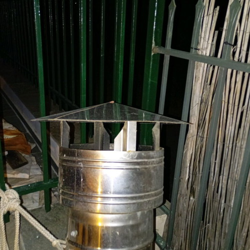 BBQ chimney with cap like new, length 170