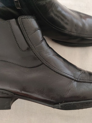 Box Shoes Mens Black Leather Chelsea Boots Size 43 Like New