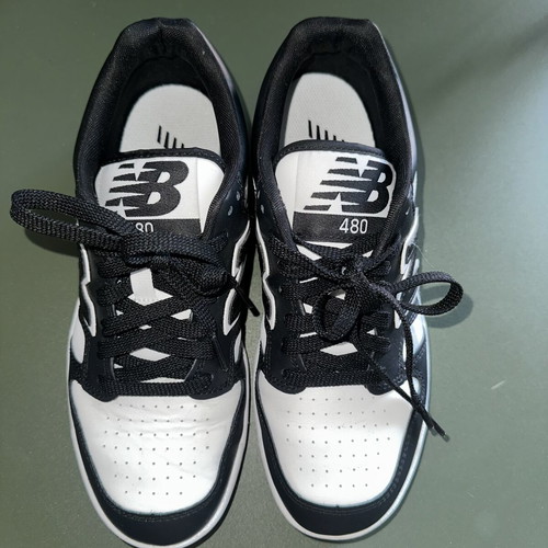 New Balance 480 sneakers size 39.5 like new, black and white