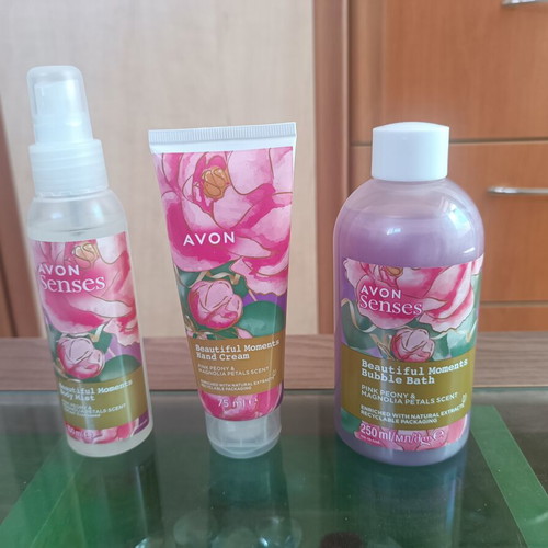 Avon Senses skin care set with peony and magnolia scent, new