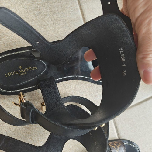 Louis Vuitton sandals like new, size 38, black and brown