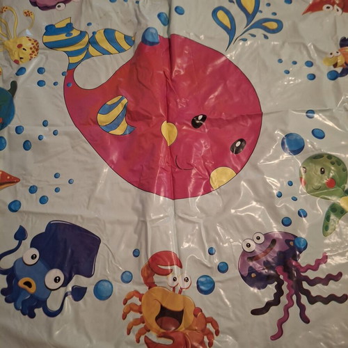 Baby and children's water play mat like new, fountain water spray