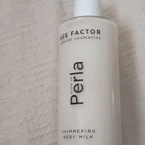Bee Factor Perla shimmering body milk 100ml like new