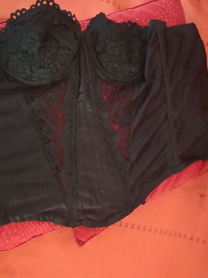 Bustier black satin with lace like new
