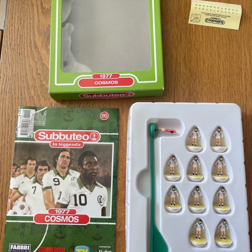 Subbuteo Cosmos 1977 la leggenda Pele used with booklet