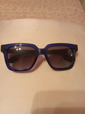MCQ sunglasses like new, blue