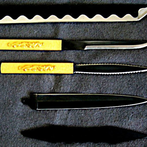 Japanese Ninja collectible, 24K gold plated, handcrafted, 98cm with 5 accessories