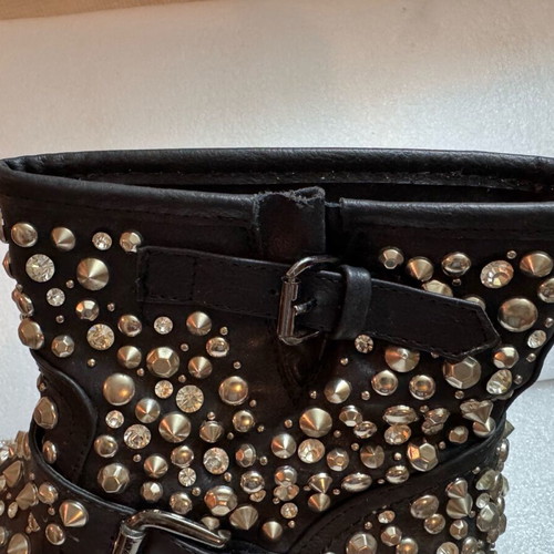 Black boots with studs size 39 used with minor wear