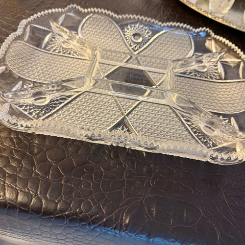 Vintage crystal serving tray like new with dividers