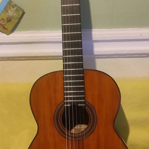 Classical guitar Afoi Panagi used, from the '50s