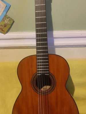 Classical guitar Afoi Panagi used, from the '50s