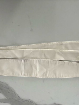 Women's belt white small unused, adjustable