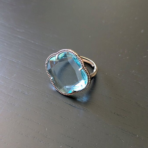 Silver ring with blue stone like new