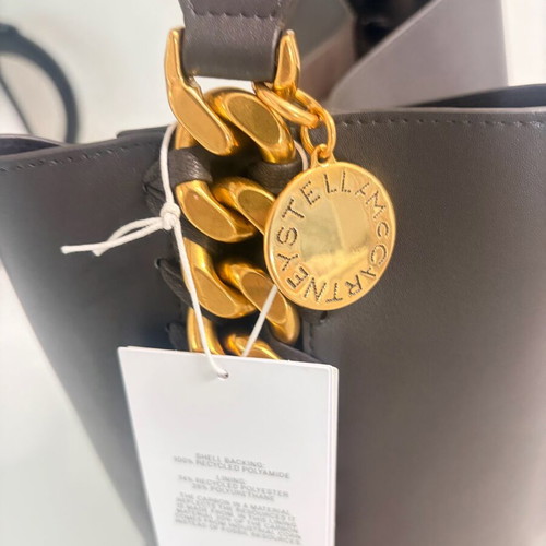 Stella McCartney Shoulder Bag new, brown with gold chain and logo charm