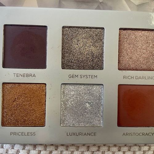 Nabla Cutie Palette platinum eyeshadow like new