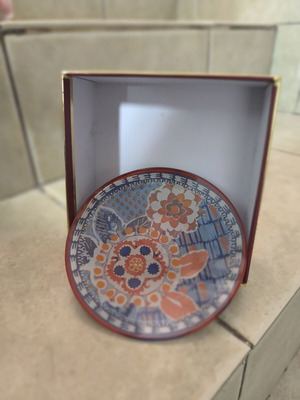 Fragonard soap dish and matching paper box