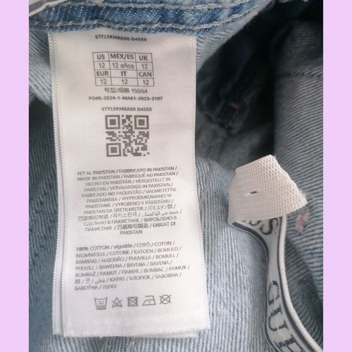 Guess girls' jeans like new with logo and street style design, age 12