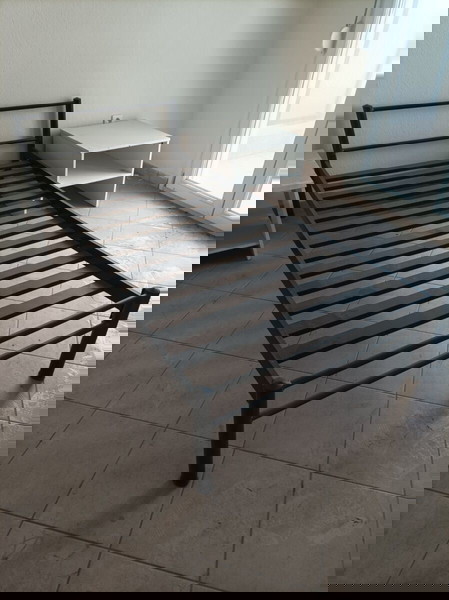 Μεταλλικός σκελετός κρεβατιού 0.90x1.80