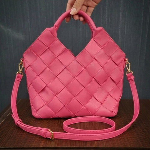 Celestino handbag like new, fuchsia color with detachable inner pouch