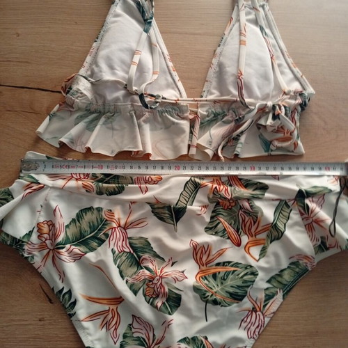 Lapop women's bikini XL like new, multicolor