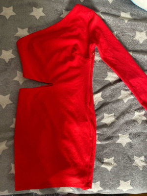 Red dress used, size S, one shoulder with side slit