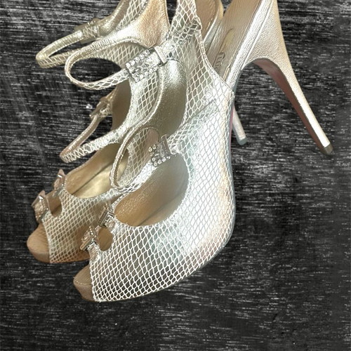 Luciano Padovan women's sandals new, size 39, silver
