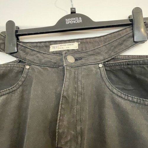 Pink Woman Cut out Mom Fit jeans used, size 36, black
