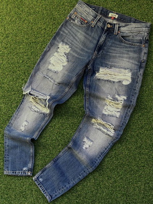 Tommy Hilfiger women's jeans like new, light blue, ripped