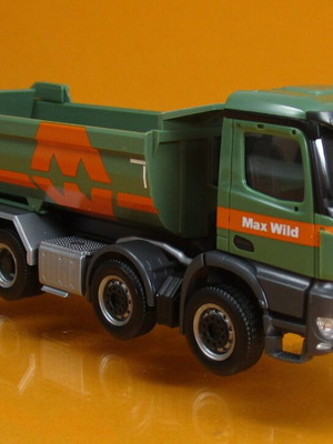 Μινιατούρα Herpa MB Arocs S 8×4 "Max Wild" καινούργια Mercedes Benz Actros