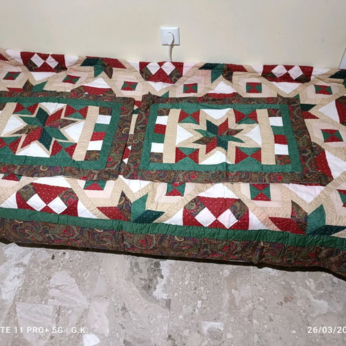 Patchwork quilt like new 220×210 cm with 2 pillowcases